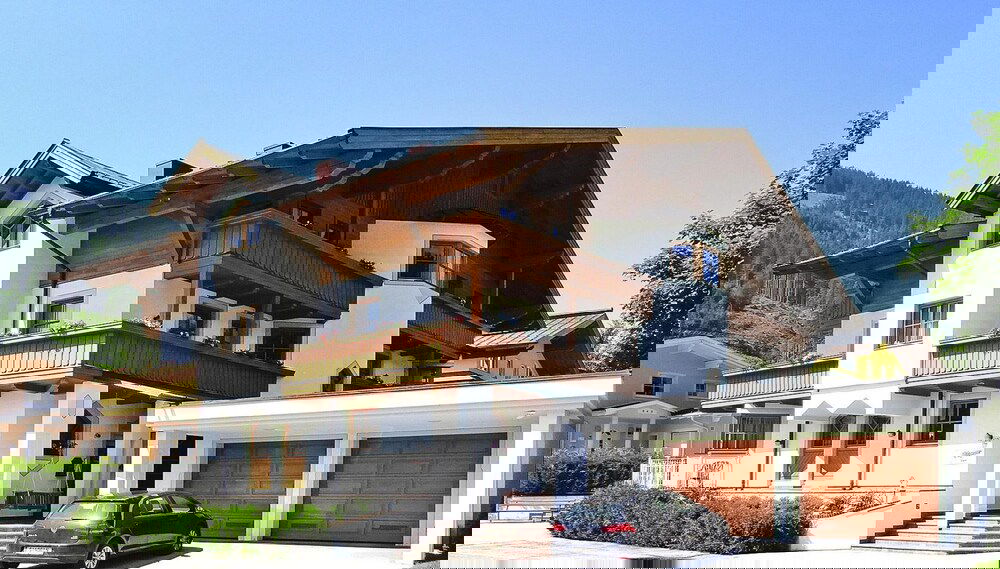 Apartment in Filzmoos Near Ski Amade - Photo 1