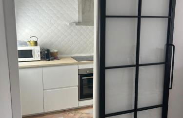 Quédate cerca del casco antiguo - Photo 10