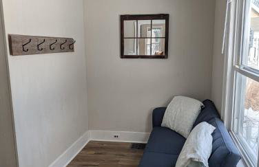 Centennial House - Great Location with Lakeview! - Foto 21