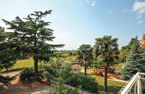 Beautiful Apartment In Umag With Wifi - Foto 11