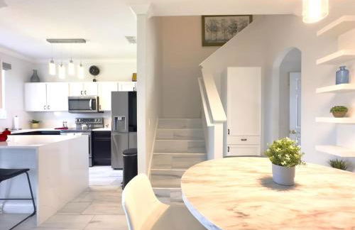 Modern 4BR Home in Regal Palms Resort near Disney - Foto 6