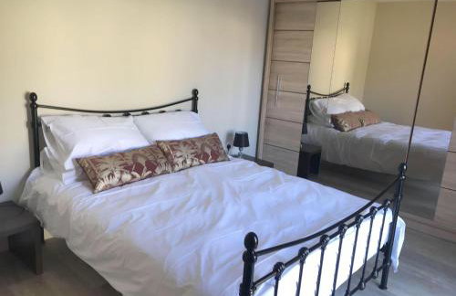 Delightful detached Cottage in Village Centre - Photo 16