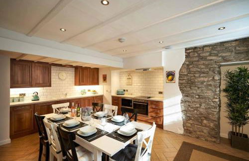 Thornhill Lodge, Historic 4 Bed, 4 Ensuite - Foto 3