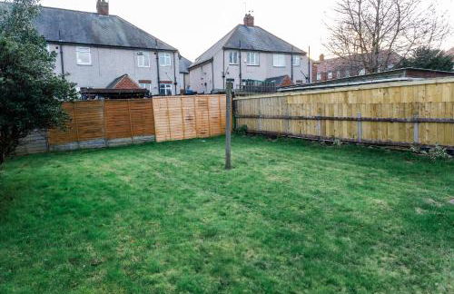 Spacious 2Bed - Great for Contractors - Driveway&Garden - Foto 62