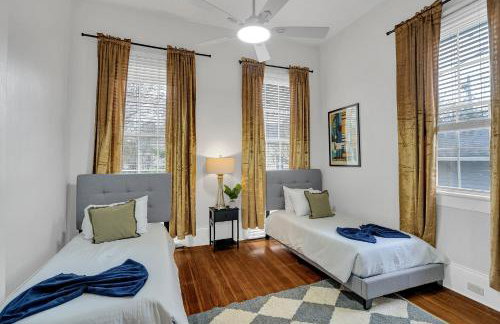 Bright Uptown home w gated parking - Foto 5
