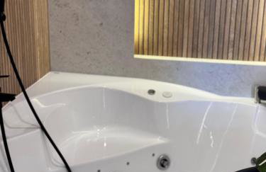 Family & Business Apartments PREMIUM SPA No 3 - 2 Bedroom with Private Jacuzzi, Balcony, Parking - Foto 33