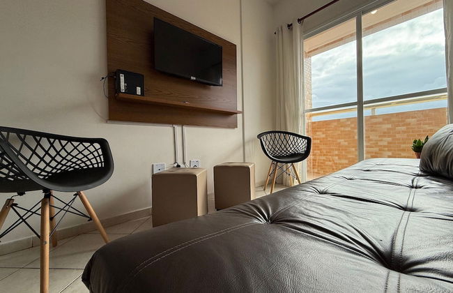 Pé na Areia Praia do Caiçara - Foto 2