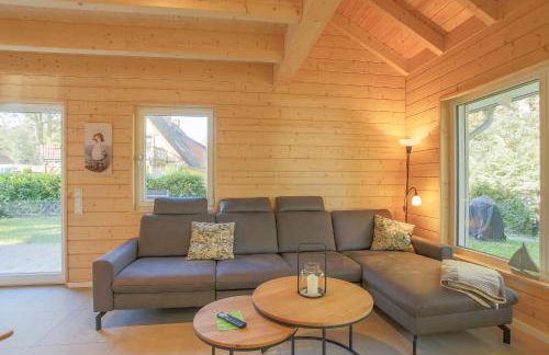 Ferienhaus "Zum Hafen 21" in Zislow - Stilvoll entspannen zwischen Wald und See - Foto 2