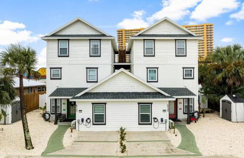 PCB Sleeps 22! 2 Homes, 2 Pools, 2 Mini Golf - Foto 67