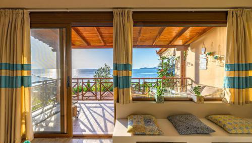 Paralio Astros Beachfront Suites - Foto 1