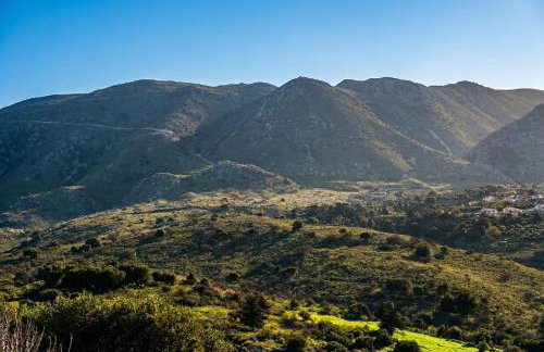 SunKeramos Retreat - "Free" Heated Pool Private Villa - Foto 43