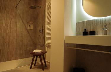 Giselda Corner Suite - Smart Central - Photo 24