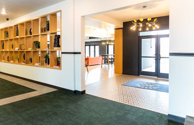 Brand New Suite in Kansas City - Photo 53