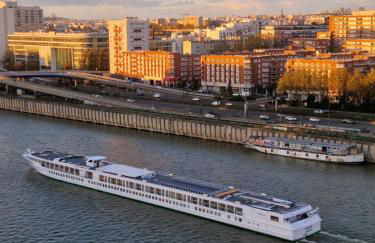 CHARMING APARTMENT WITH PANORAMIC SEINE RIVER & EIFFEL TOWER VIEWs - Foto 6