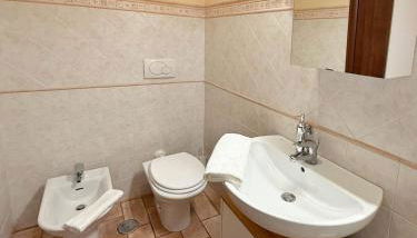 La Riccia Holiday Home - 70 mq 2 Camere e 2 Bagni con Parcheggio Gratis - Foto 5