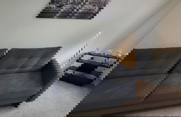 Inviting 6-bed House in Nuneaton - Foto 8