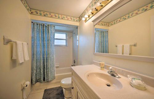 about 5 Mi to Theme Parks Kissimmee Home with Pool - Foto 21