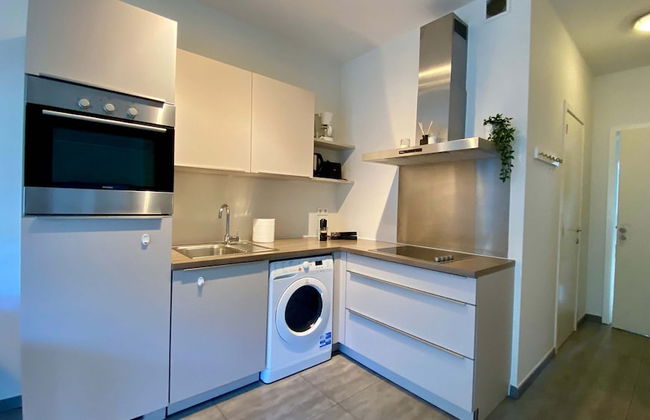 Cozy 1BR City Centre Near Meir Shopping by Oneluxstay - Photo 12