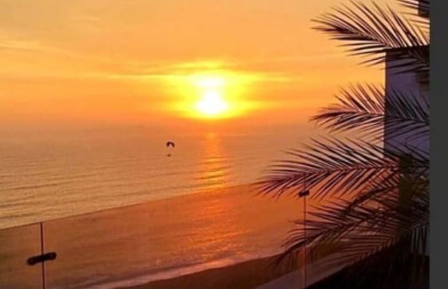 Luxury Penthouse with Stunning 180° Sea View - Foto 11