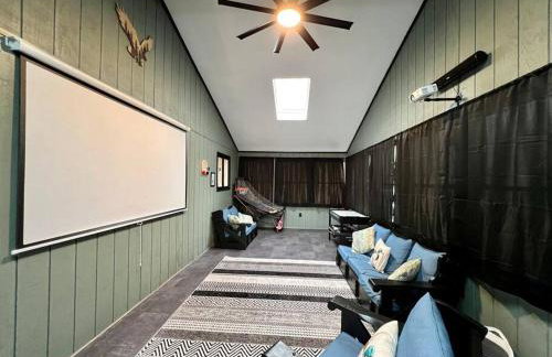 Lakeside Oasis with Kayaks, Hot Tub, & Fire Pit - Foto 22