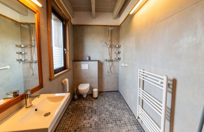 Lush Holiday Home With Bubble Bath and Sauna - Foto 27