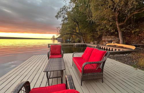 Cayuga lake cottage with private lake access - Foto 1