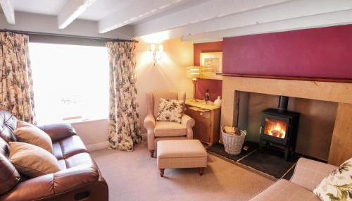 Pear Tree House - Photo 2