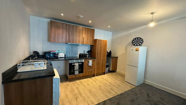 Immaculate 2-bed Apartment in Birmingham - Foto 5, Cocina privada