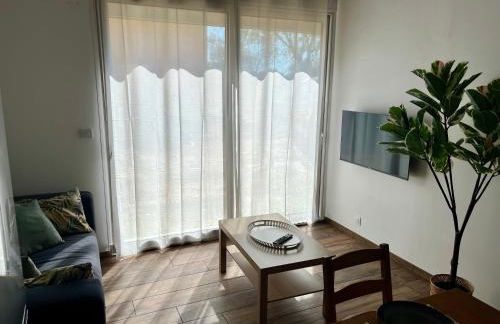 Maisonnette avec petite forêt - Foto 7