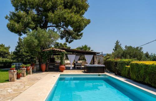 Eco Stone Villa with Private Pool and Jacuzzi - Photo 14
