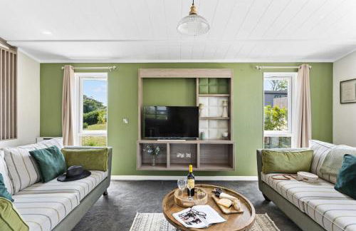 Rose Lodge, 21 Roadford Lake Lodges - Hot Tub, Free Parking and WiFi, Short Walk to Lake - Foto 8