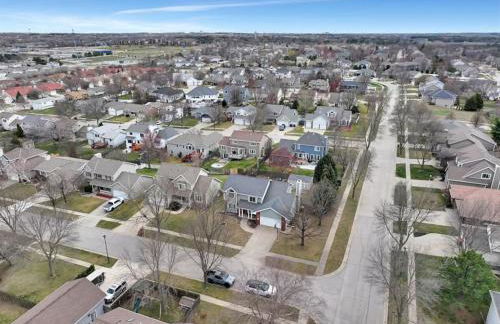 Massive 6 bedroom in a great area - Foto 34