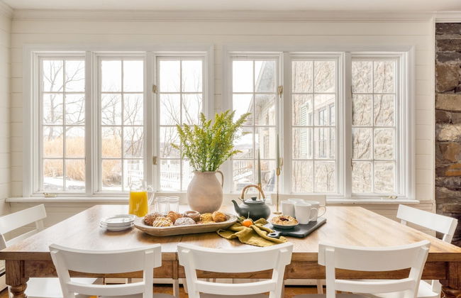 River Lodge by Avantstay 11 BR Historic Estate w/ Pool & Views of Hudson! - Foto 33