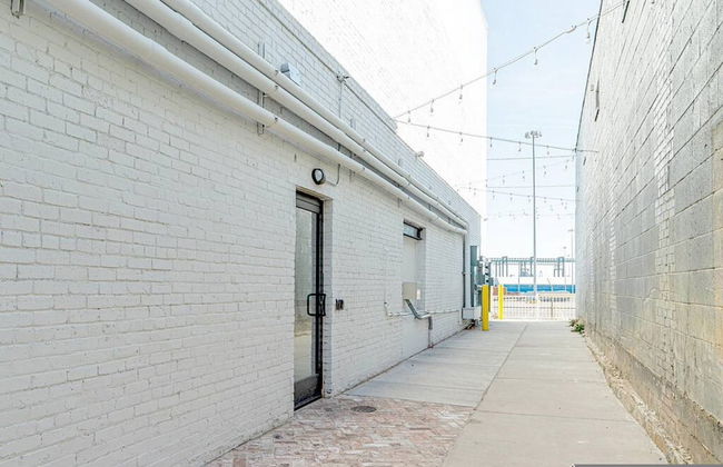 Breakfast Tiffany s Downtown Newport News - Foto 21