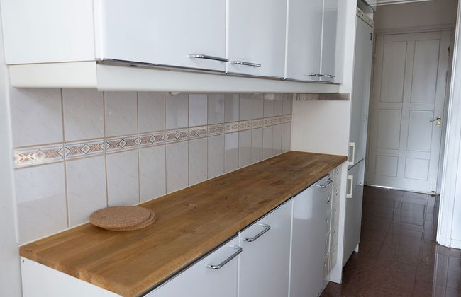 2ndhomes Cozy 2BR Home w Balcony & Sauna - Foto 9