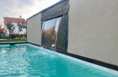 Turismo e Alojamento dos Lagos do Sabor - Piscina & SPA - Photo 3