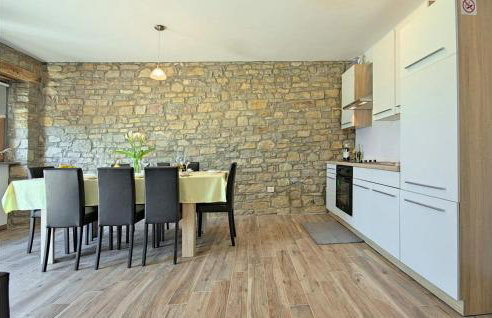 Gorgeous Apartment In Buje With Wifi - Foto 18