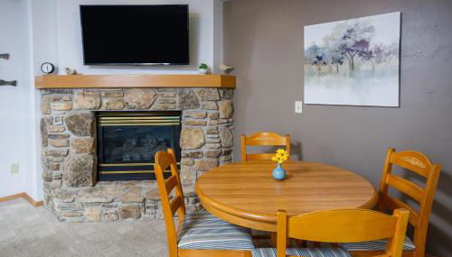 Peacefield at The Hilltop C-4 by Simple Life Rentals - Foto 4