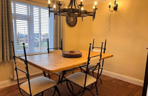 Blue Anchor House - Seaview, Hot Tub Apartments - Photo 52