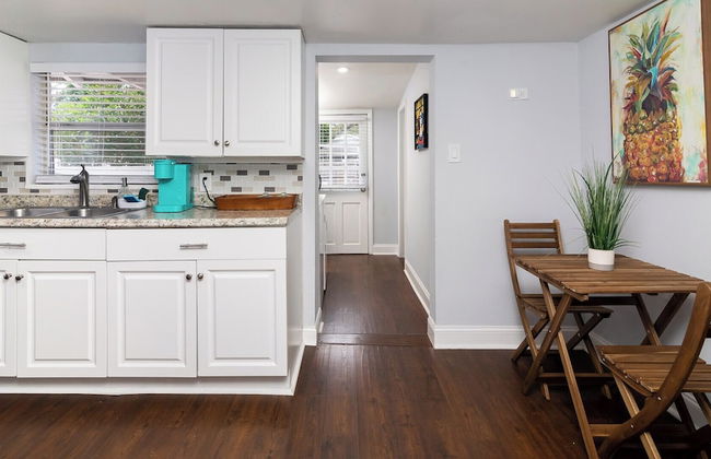 Seminole Heights Retreat - Photo 8