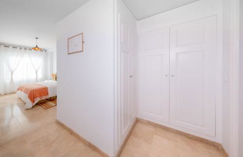 Family Fairways I Spacious 4-Bedroom Townhouse Near Beach & Golf, Estepona - Photo 44