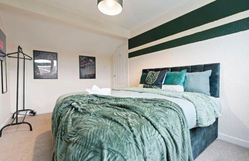 Stylish 4-Bed City Apartment, Sleeps 6, Ample Parking & Free Wi-Fi - Foto 23
