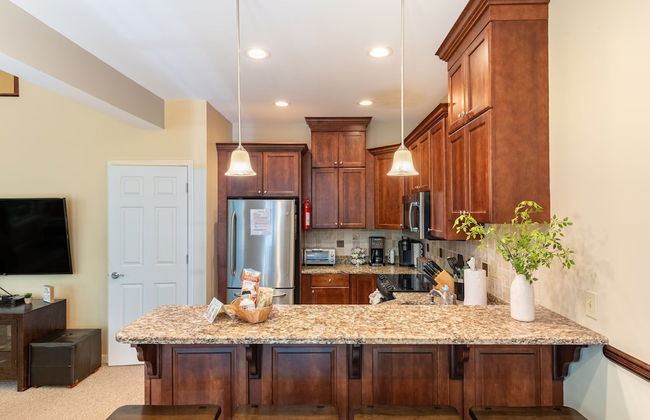 Highland Hideaway by Avantstay Group Poconos Retreat w Patio Game Room - Foto 10