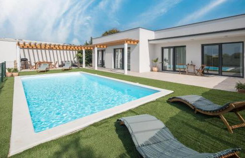 3 Bedroom Pet Friendly Home In Krmed - Foto 1