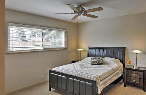 Stunning Home with Private Oasis - 1 half Mile to Strip - Foto 11