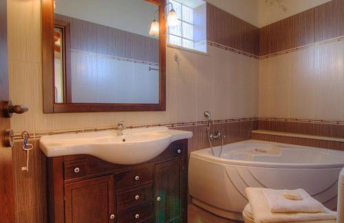 Askoutsi Manor, a Natural Tranquil Retreat, By ThinkVilla - Photo 16