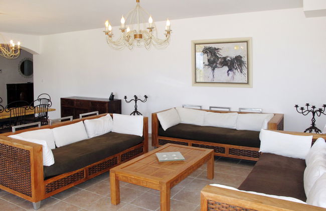 5 bedroom House in Carqueiranne with private pool and garden - Photo 6