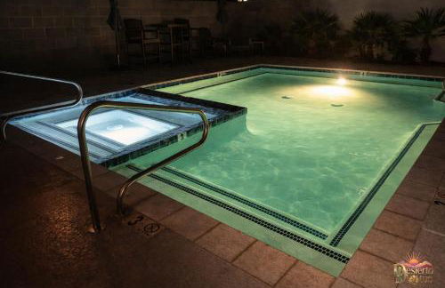 Scottsdale 3BR with Private XL Rooftop, 2Car Garage, Heated Pool & Hot Tub, EV L2, 12min to Airport - Foto 41