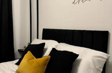 Luxury cozy 3 bed Apartment 5mins from city - free parking! - Foto 17