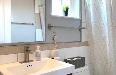 Remodeled spacious 2Bdr2Bath King beds backyard - Foto 13